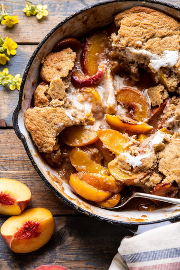 Old-Fashioned Skillet Brown Sugar Peach Cobbler
